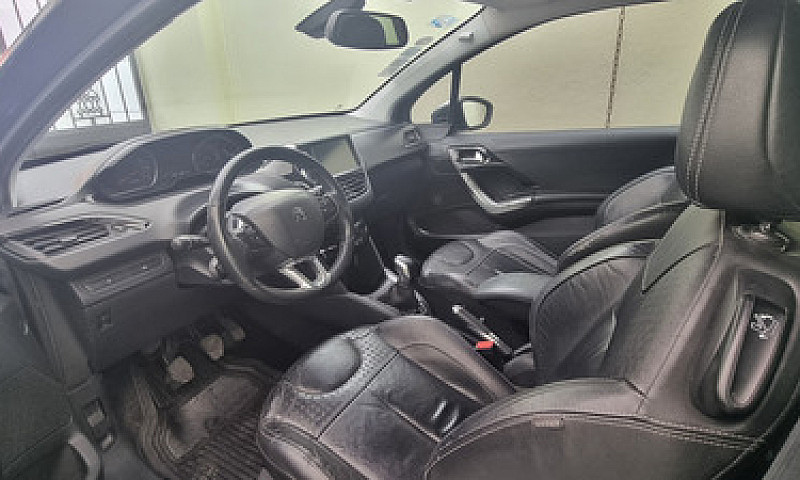 Peugeot 208 2014 Fel...