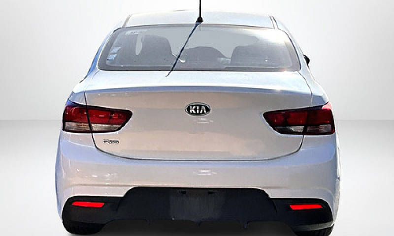 Kia Rio 2020...