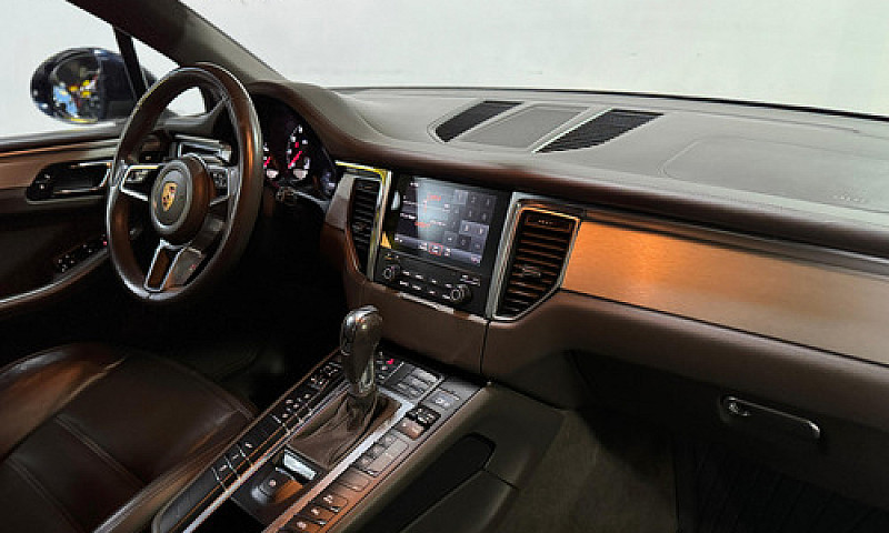 Reciente Porsche Mac...