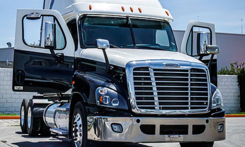 2017 Freightliner Ca...