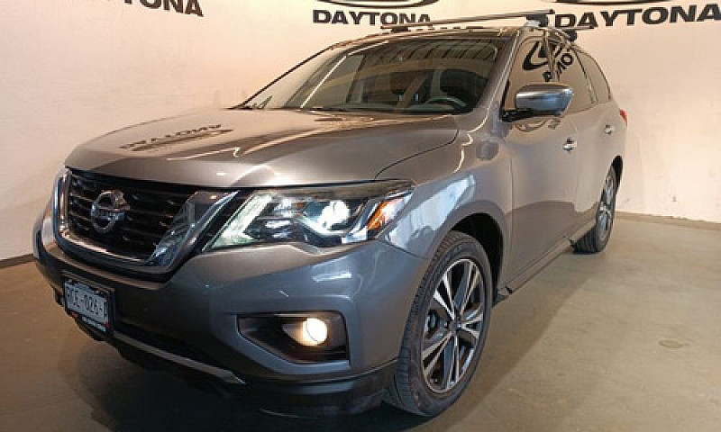 Nissan Pathfinder 20...