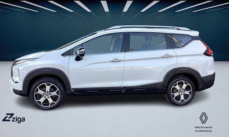Mitsubishi Xpander 2...