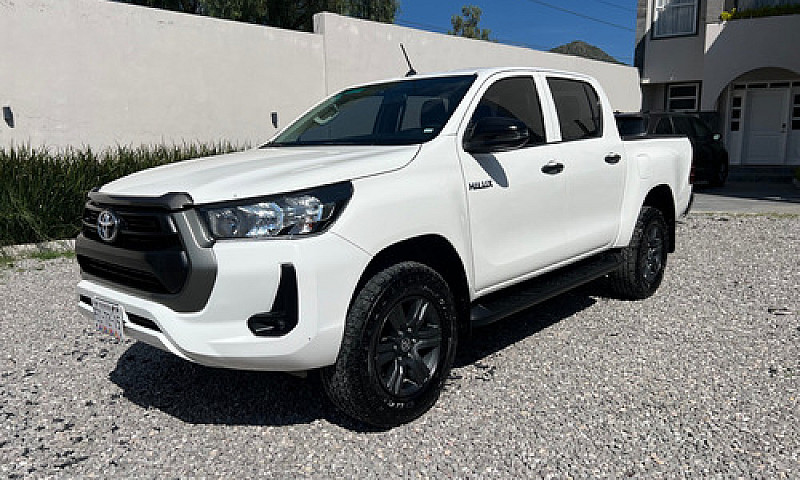 Toyota Hilux 2.7 Cab...