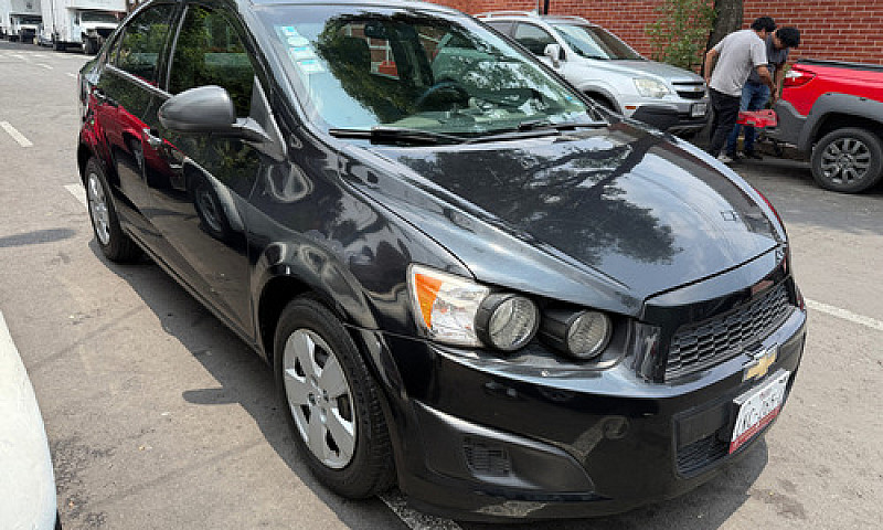 Chevrolet Sonic 1.6 ...