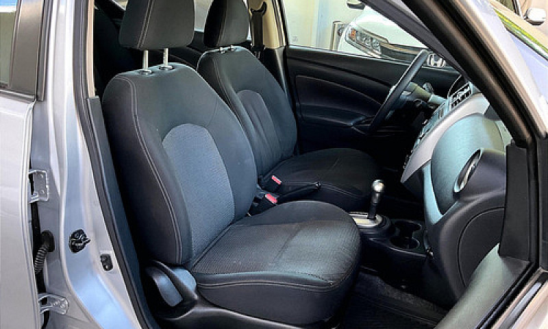 Nissan Versa 2019...