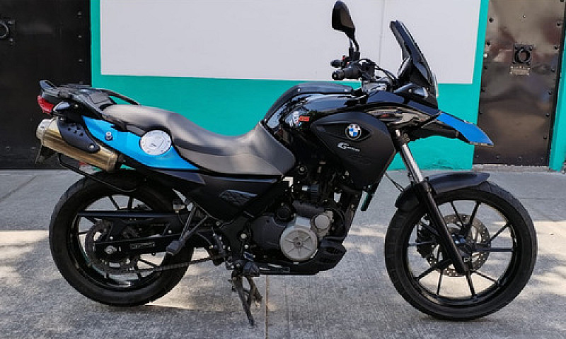 Motocicleta Bmw G650...