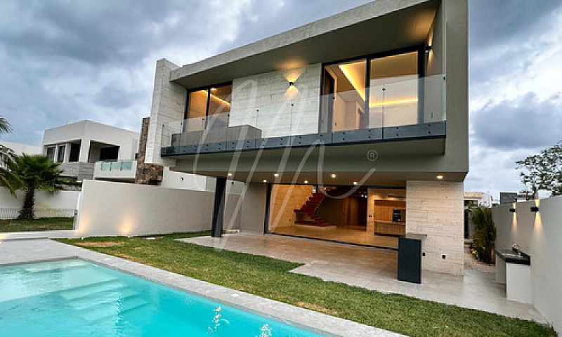 Casa En Venta En Can...