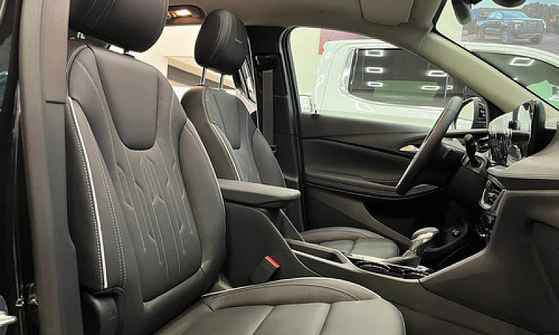 Buick Encore 2025...