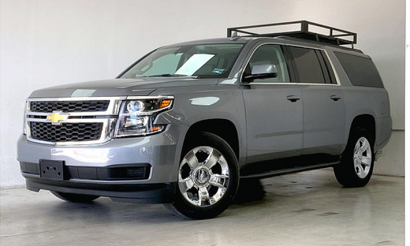 Chevrolet Suburban 2...