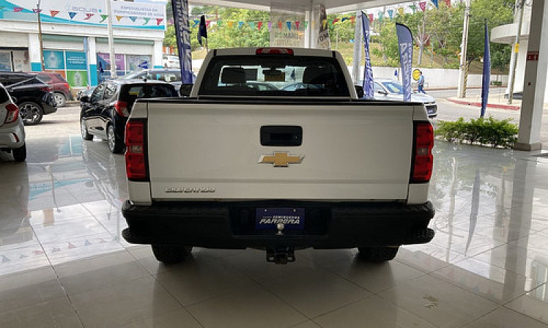 Chevrolet Silverado ...