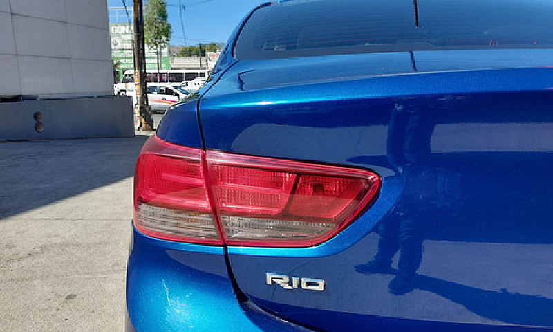 Kia Rio 2020...