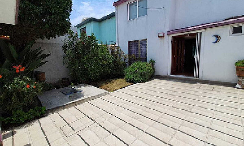 Propiedad - Casa En ...