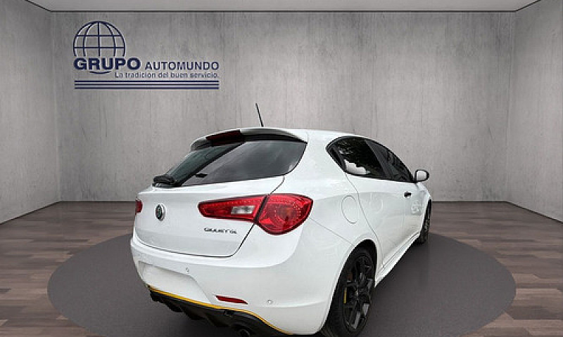 Alfa Romeo Giulietta...