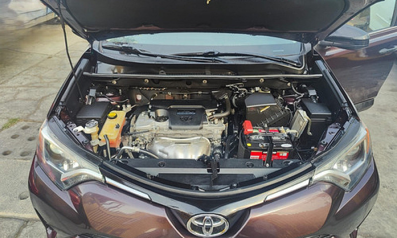 Toyota Rav4 2.5 Le A...