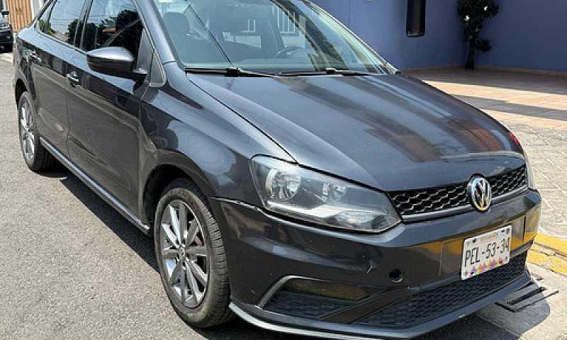 Volkswagen Vento 1.6...