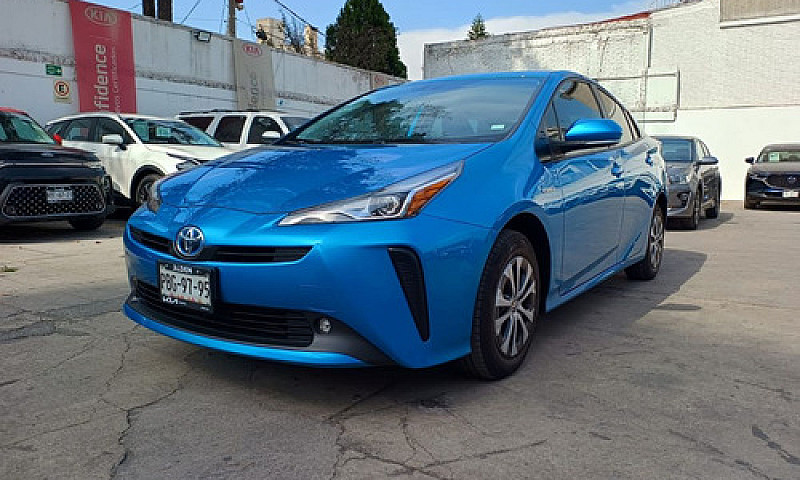 Toyota Prius 2022...