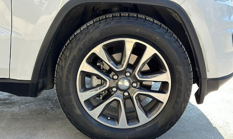 Jeep Grand Cherokee ...