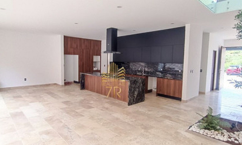 Casa Nueva En Altoza...