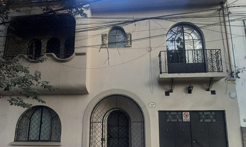 Casa En Venta, Conde...