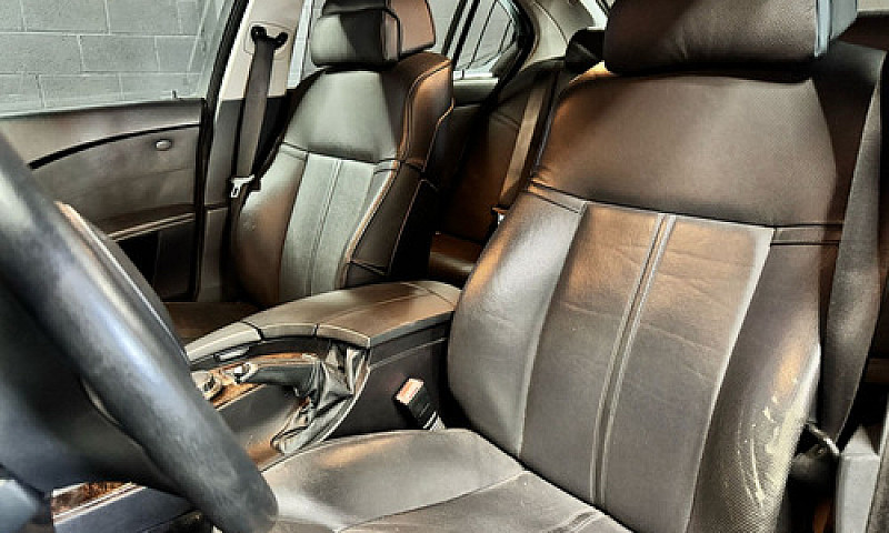 Bmw Serie 5 4.8 550I...
