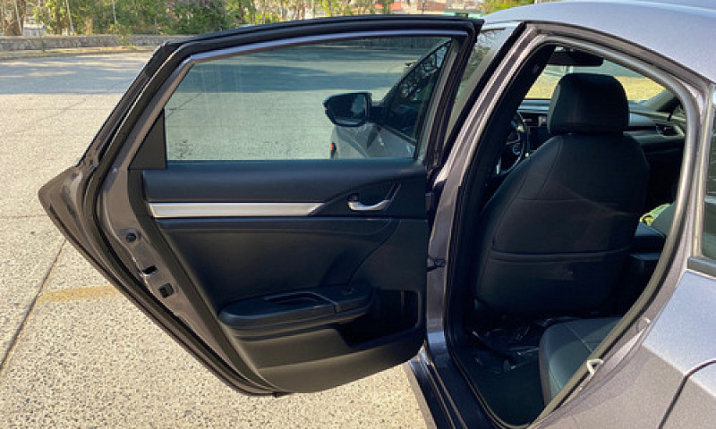Honda Civic 1.5 Turb...