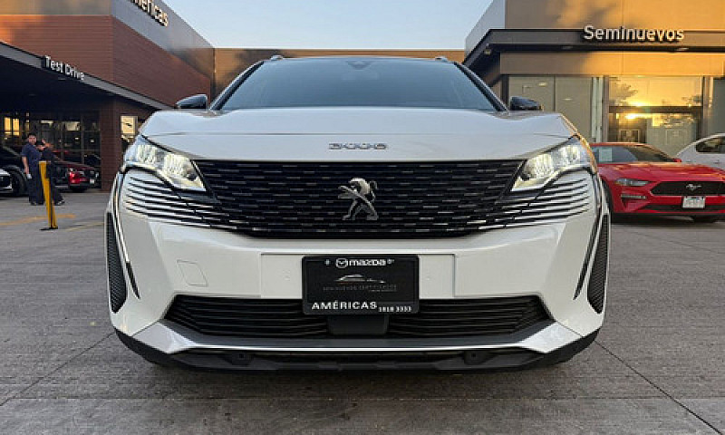 Peugeot 3008 2024...