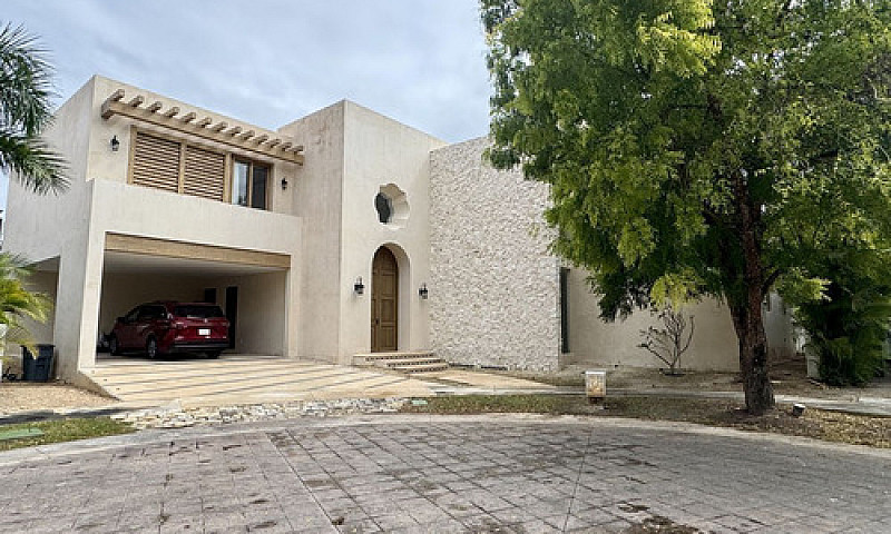 Encantadora Casa Lle...