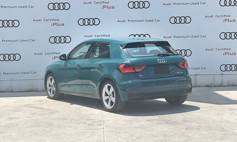 Audi A1 2021 1.5 Ego...