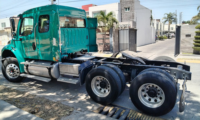 Tracto Freightliner ...