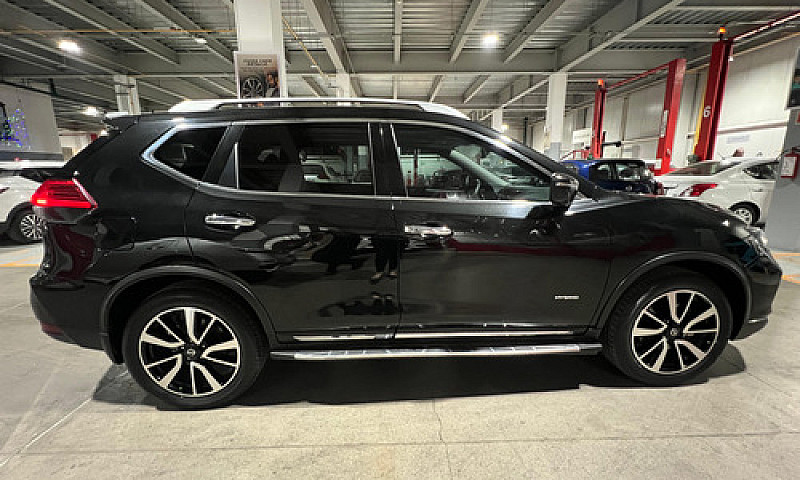 Nissan X-Trail 2.0 E...