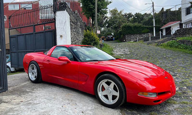 Chevrolet Corvette 5...