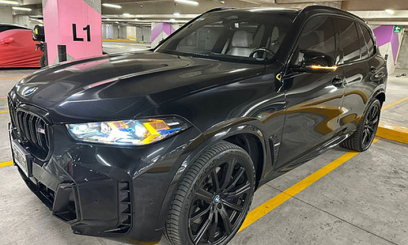 Bmw X5 4.4 V8 M60I...