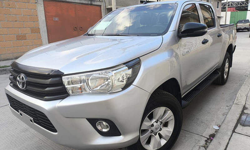 Toyota Hilux 2.7 Cab...