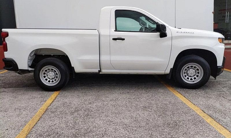 Chevrolet Silverado ...