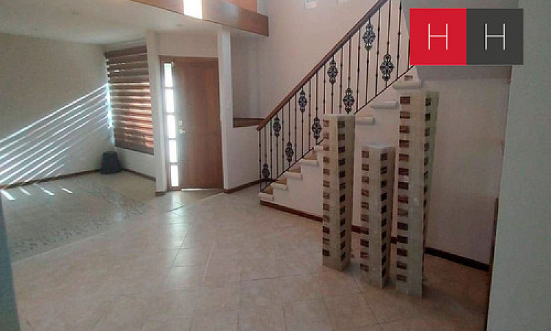Casa En Venta En Rin...