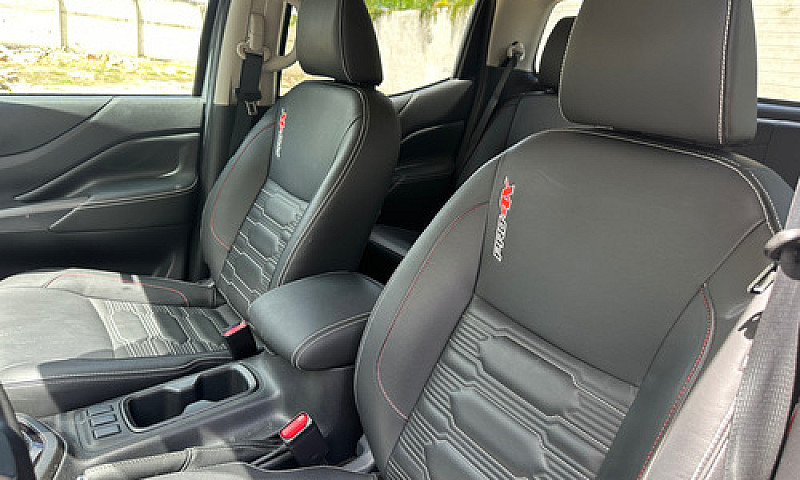 Nissan Frontier 2.5 ...