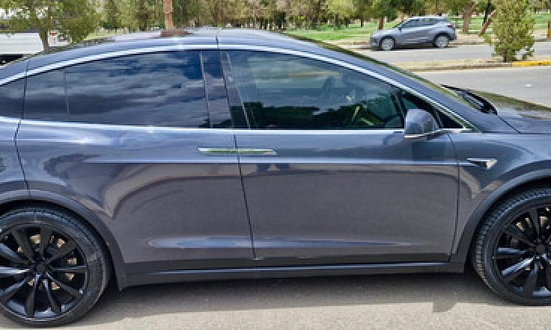 2017 Tesla Modelo X ...
