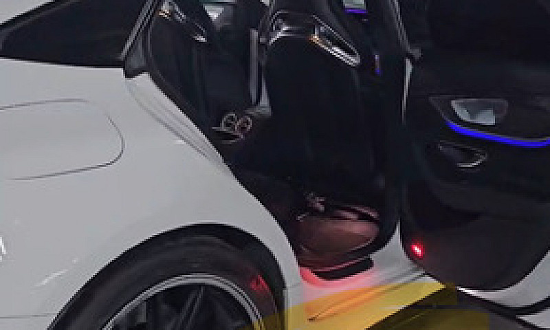 Mercedes-Benz Gt 63S...
