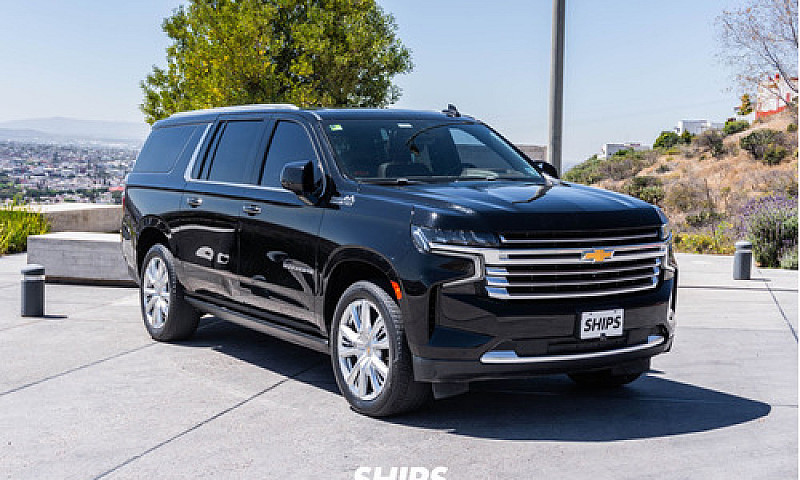 Chevrolet Suburban 2...