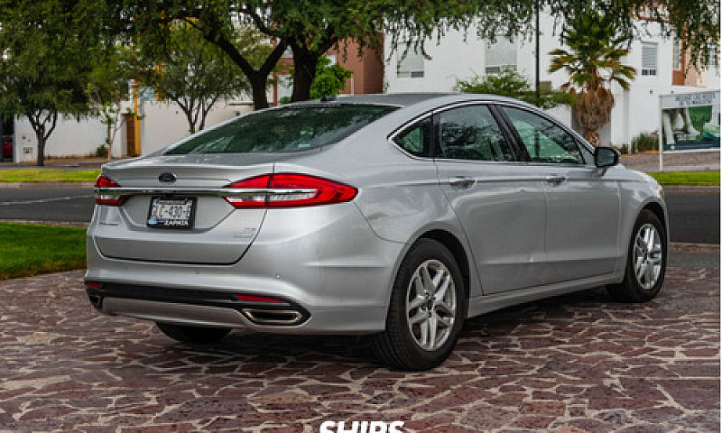 Ford Fusion 2017...