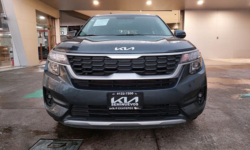 Kia Seltos 2022...