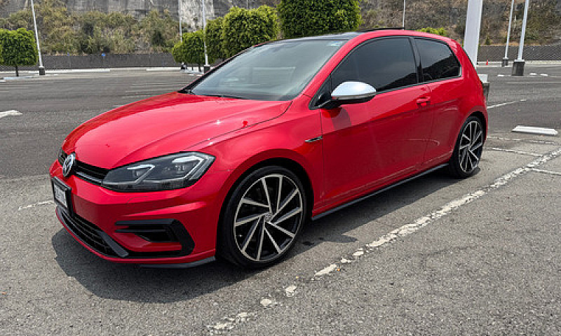 Volkswagen Golf R 2....
