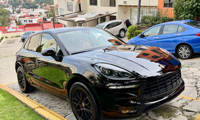 Porsche Macan 3.0 Gt...