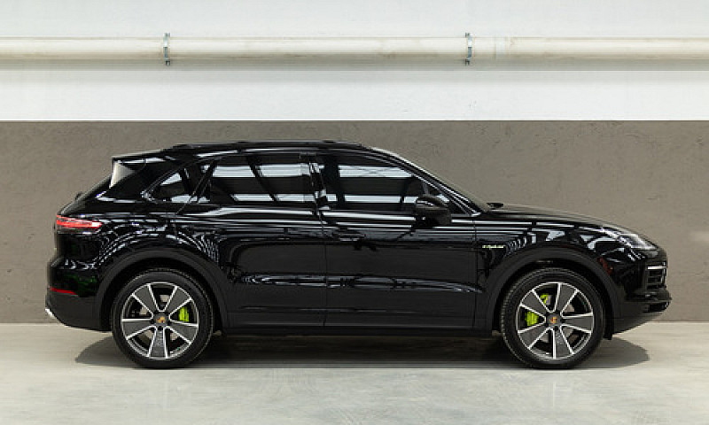 Porsche Cayenne 2019...