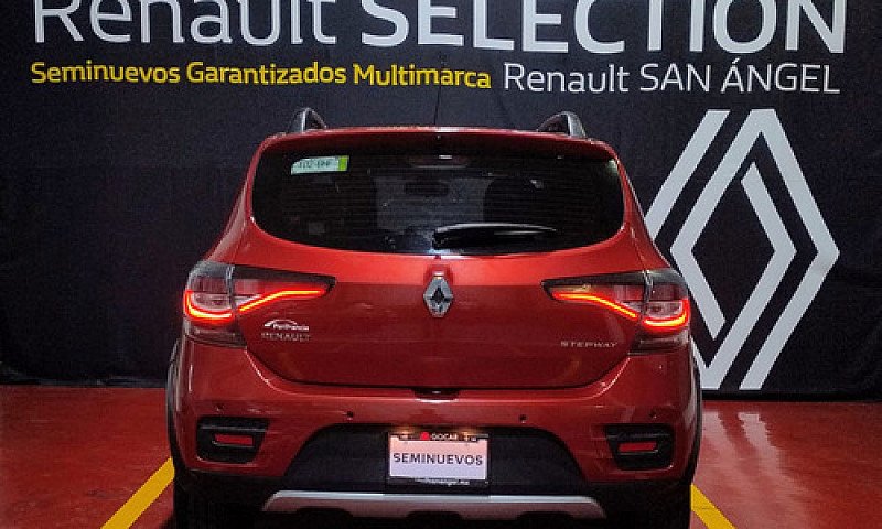 Renault Sandero Y St...
