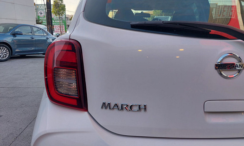 Nissan March 2021...
