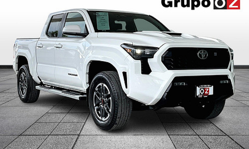 Toyota Tacoma 2024...