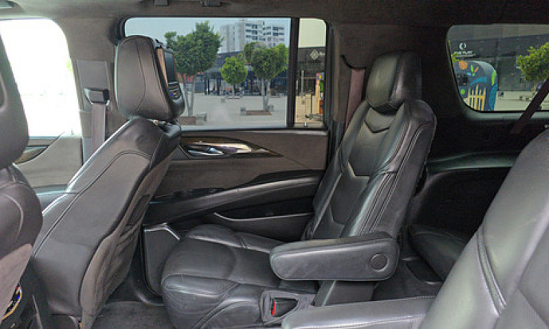 Cadillac Escalade Es...