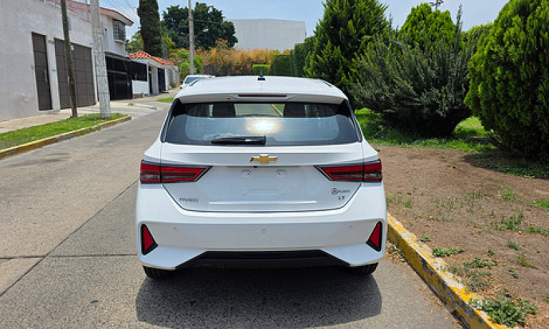 Chevrolet Aveo 1.5 L...