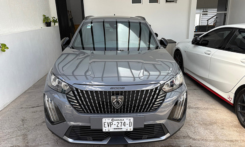 Peugeot 2008 1.2T Pu...